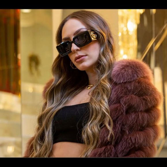 BRAND NEW GUCCI GG0811S 001 Black/Grey Unisex Sunglasses - Picture 14 of 14